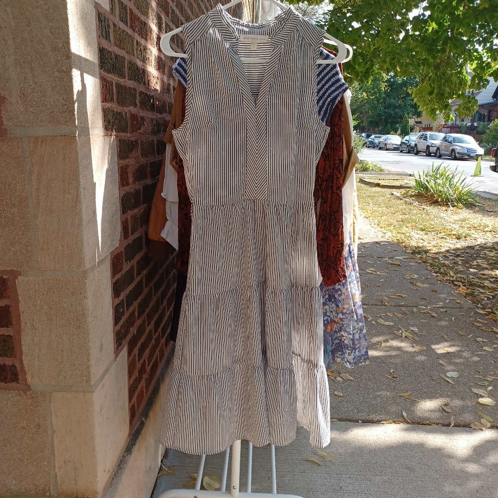Monteau sleeveless dress